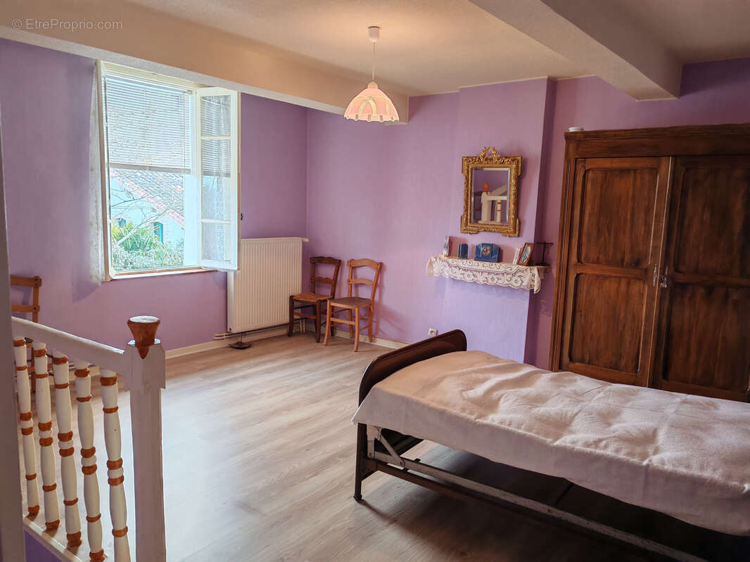 Maison à LISLE-SUR-TARN