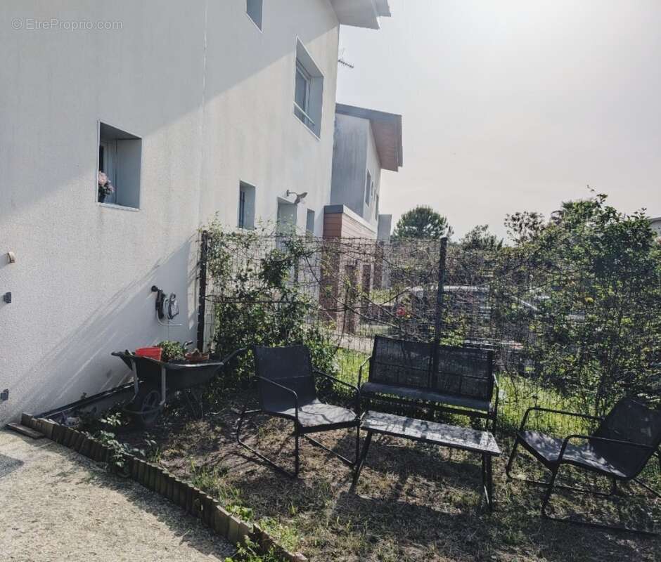 Maison à JACOU