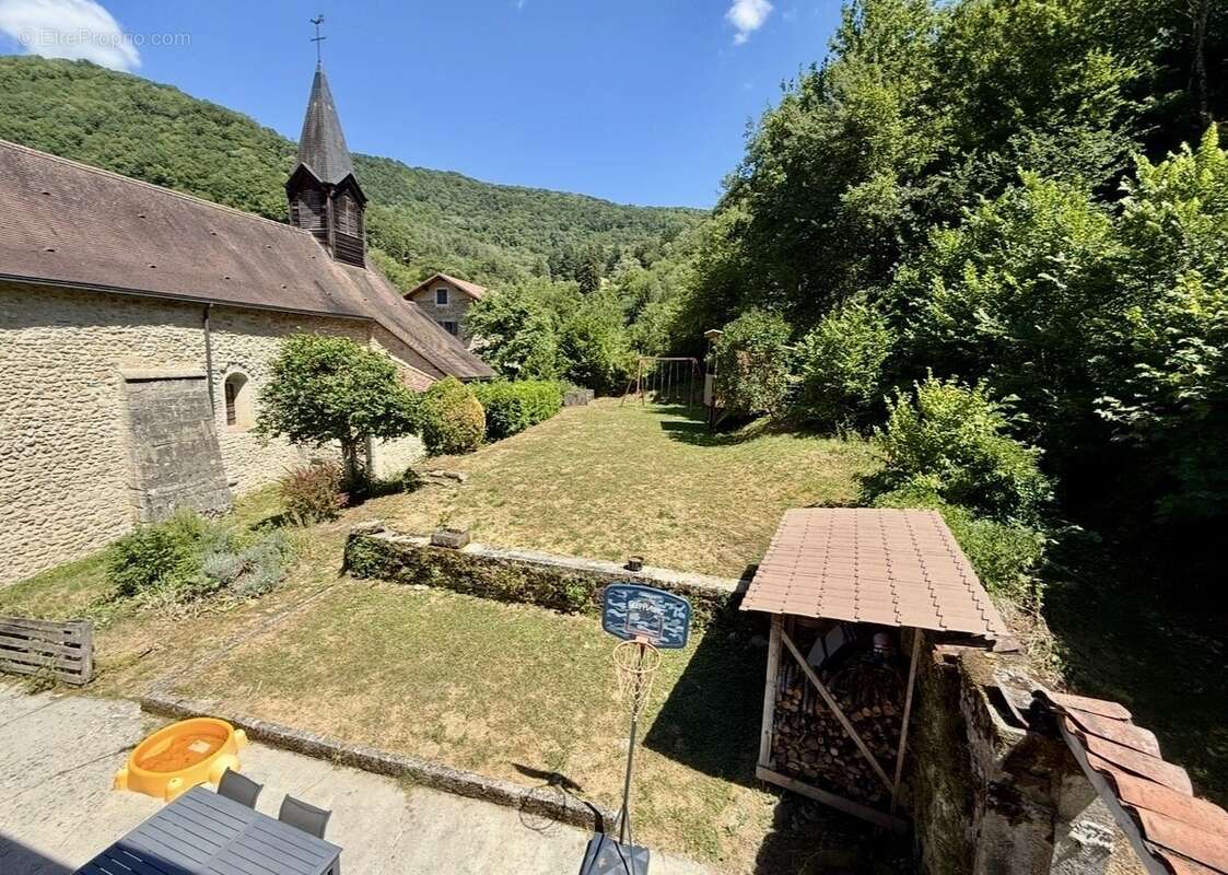 Maison à BOYEUX-SAINT-JEROME