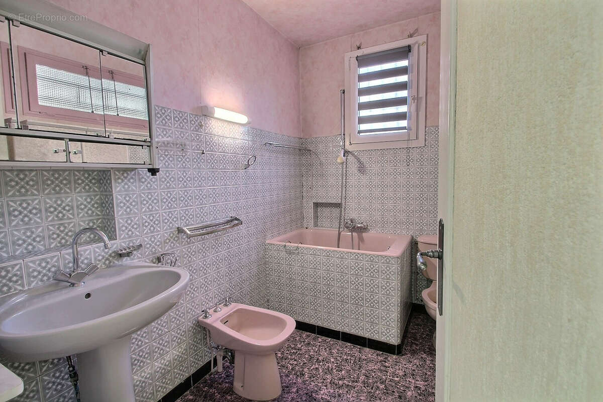 Maison à NANTERRE
