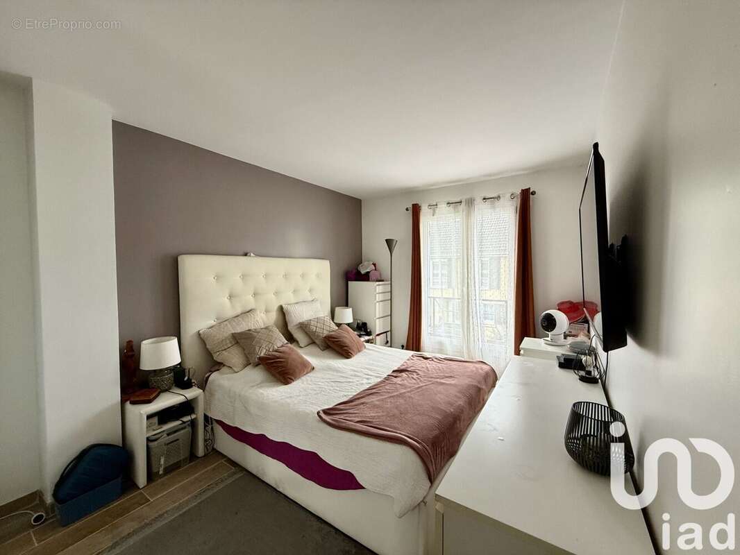 Photo 2 - Maison à SAVIGNY-LE-TEMPLE