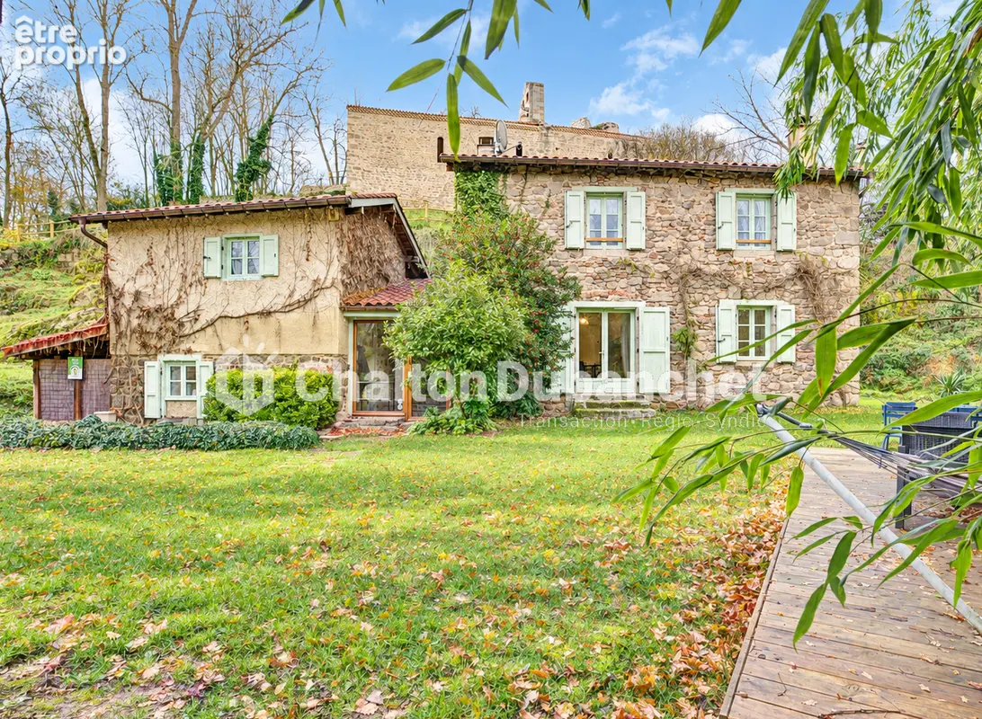 Photo Maison à Salt-En-Donzy au prix de 379 000€