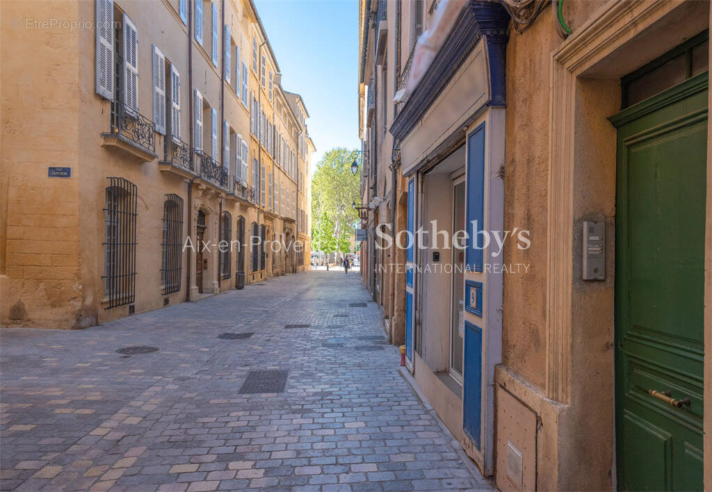 Appartement à AIX-EN-PROVENCE