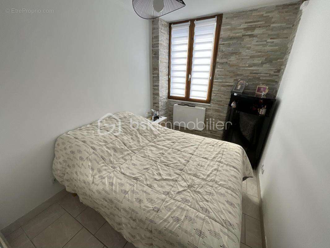  Ensemble immobilier polyvalent à Bouray-sur-Juine - photo 19