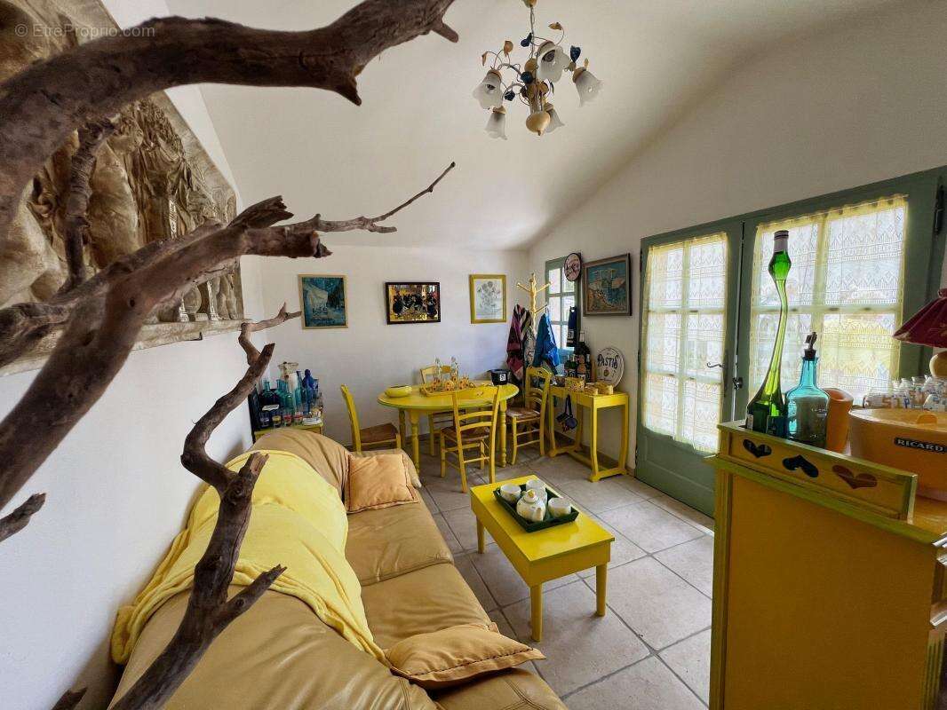 Maison à ALLEGRE-LES-FUMADES