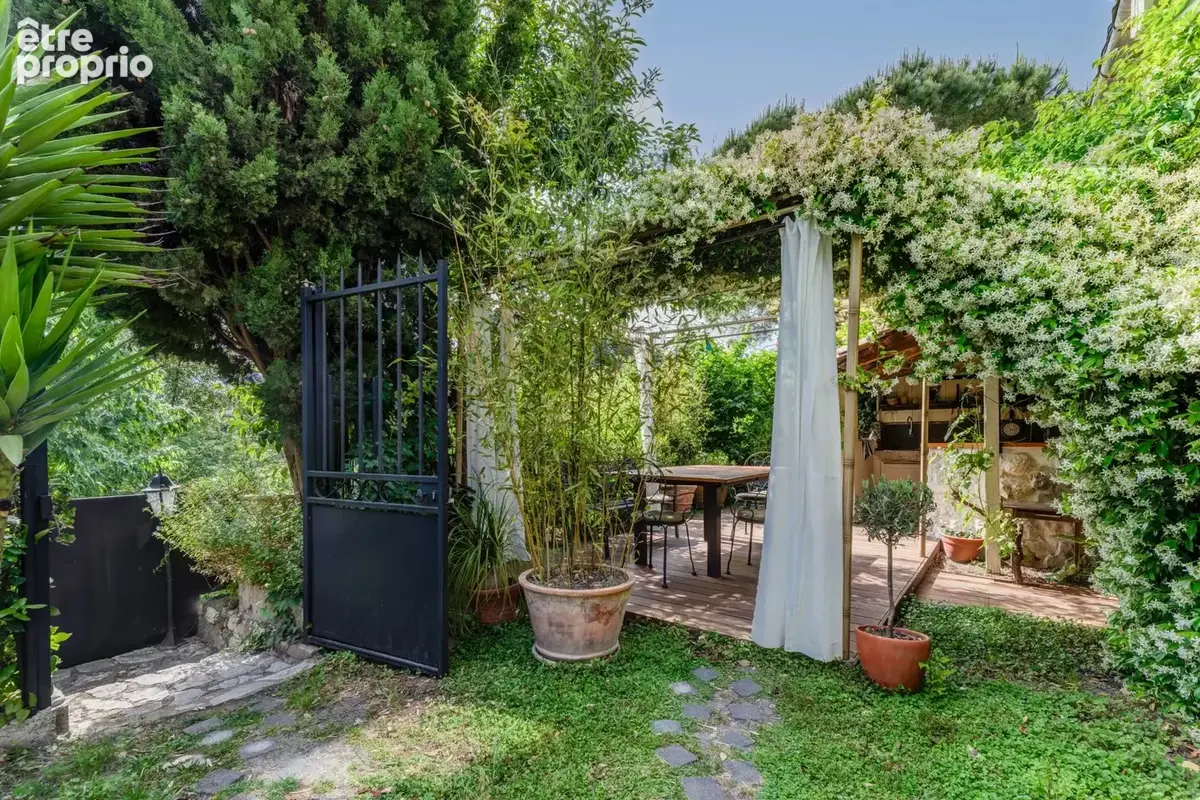 CAGNES SUR MER, Maison de charme 5 pièces - photo 12