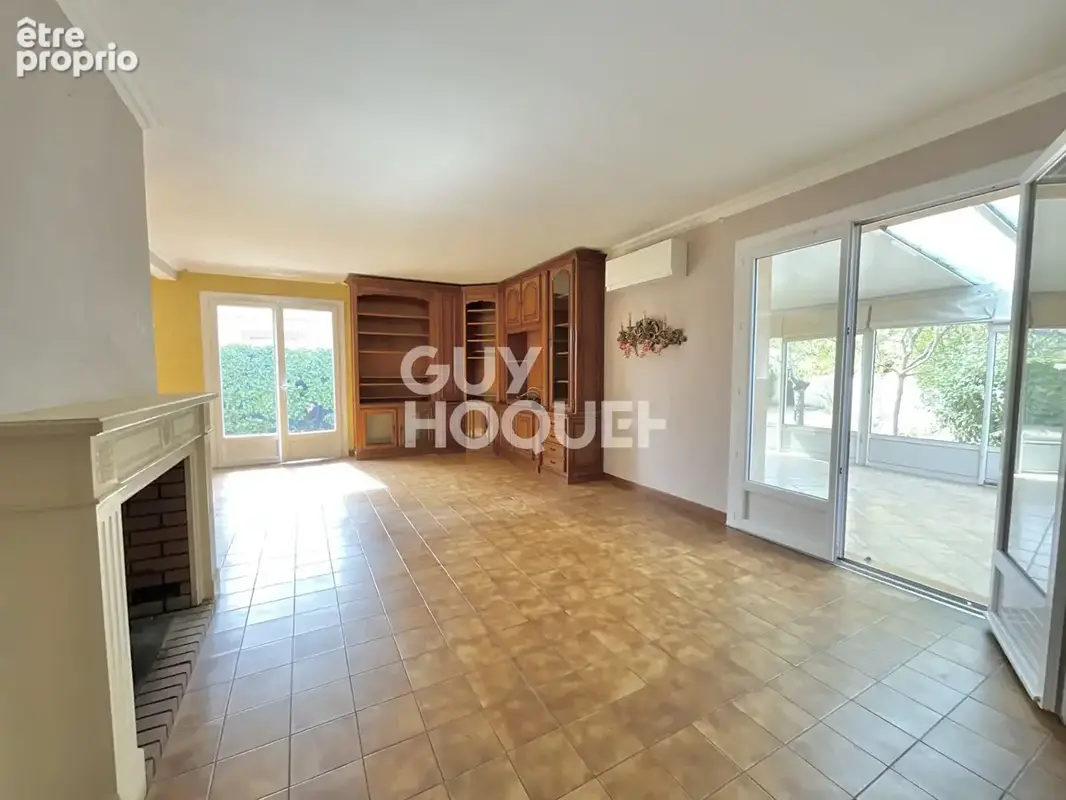 Maison de plain-pied T5 de 118 m2 habitable, surface totale au sol 170 m2 proche centre - photo 4