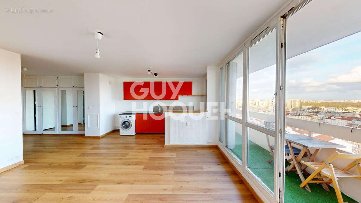 Appartement à AUBERVILLIERS