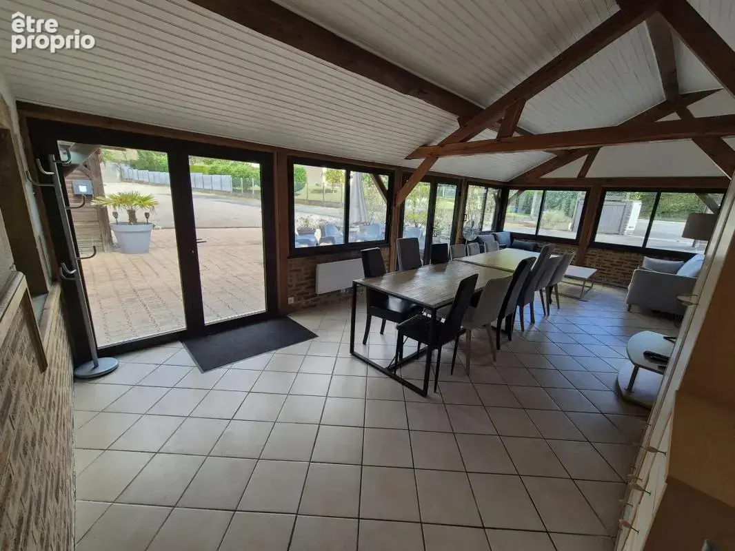 Maison 9 pièces 240 m² à vendre à Montgivray (36400) - photo 8