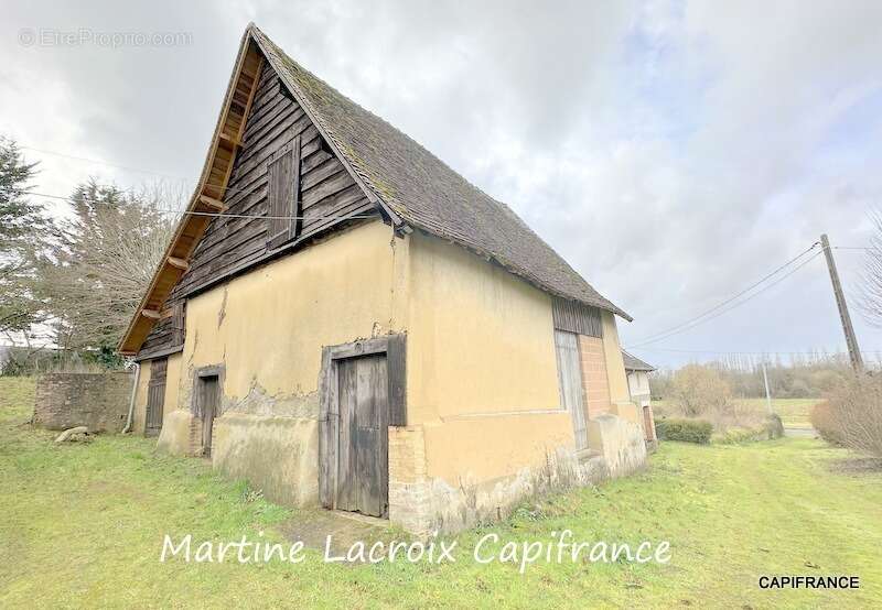 Maison à BONNETABLE