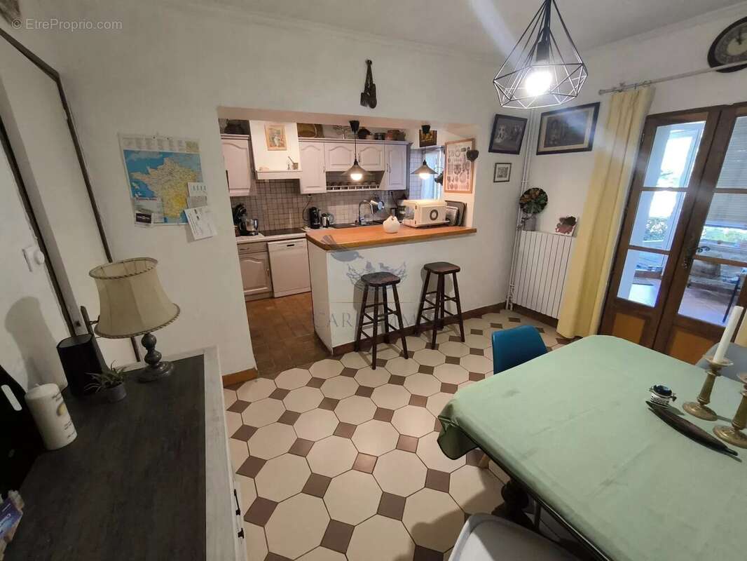 Propriété Arnas 155 m² + dépendances - photo 11