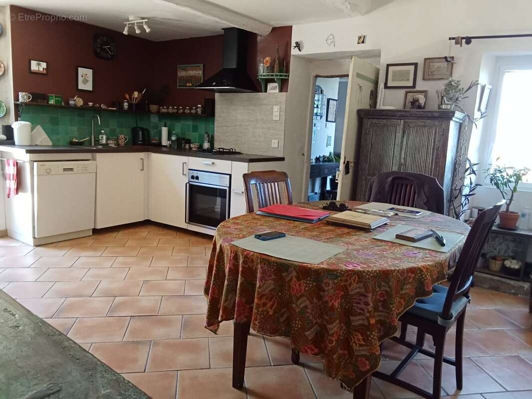 Maison à DURFORT-ET-SAINT-MARTIN-DE-SOSSENAC