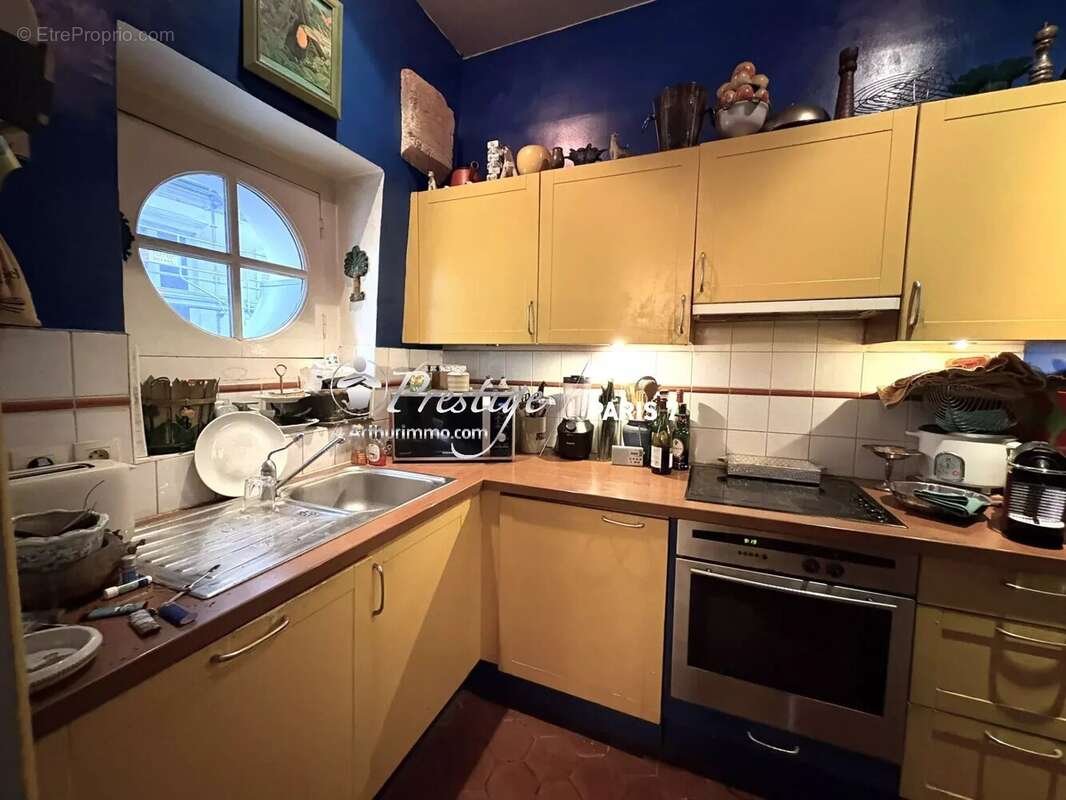 Appartement à PARIS-7E
