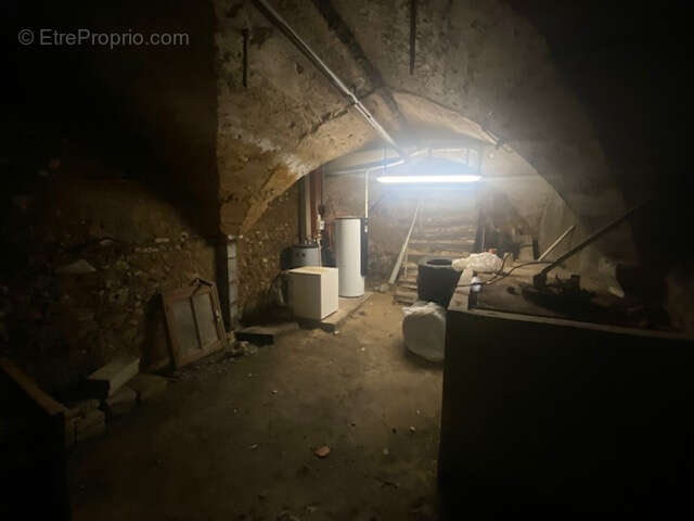 Maison de bourg avec terrasse , garage et possibilité de faire un studio/F1 indépendant - photo 16