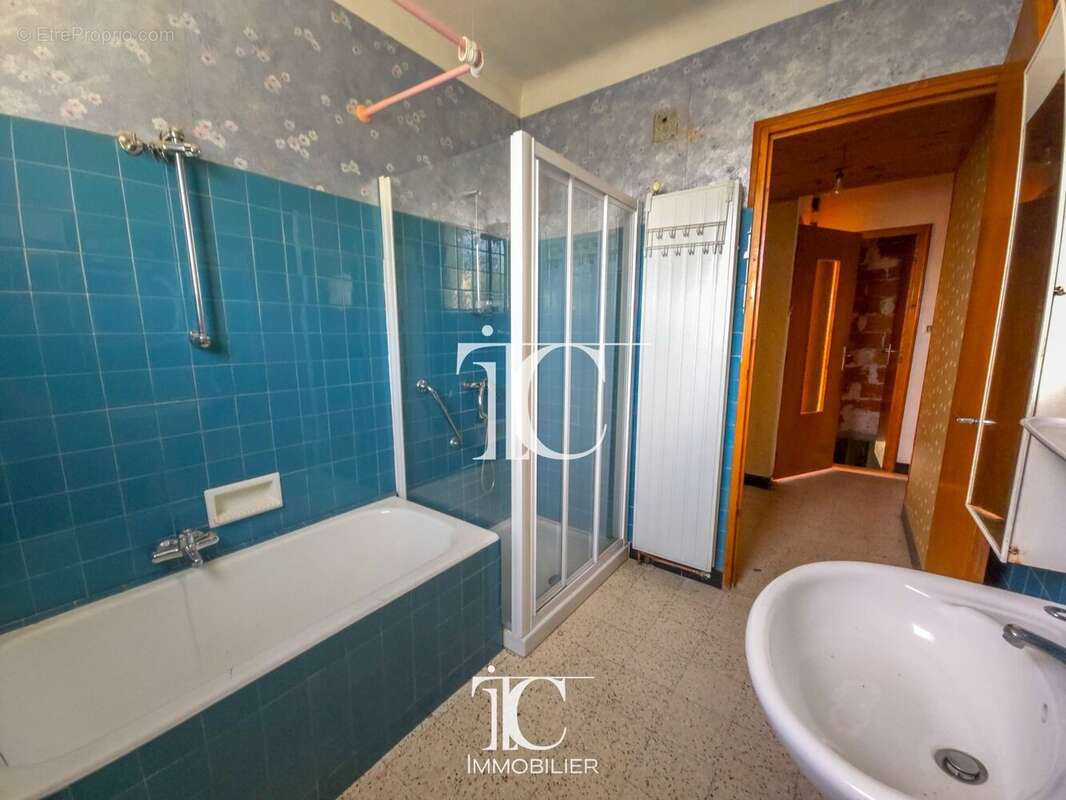 Maison à SAINT-PAUL-LE-JEUNE