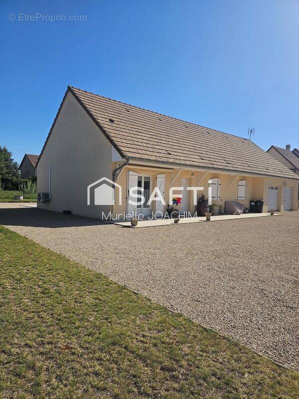 Photo 1 - Maison à SAINT-MARCEL