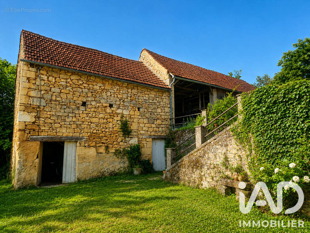 Maison 106 m² à Cenac-Et-Saint-Julien  - photo 6