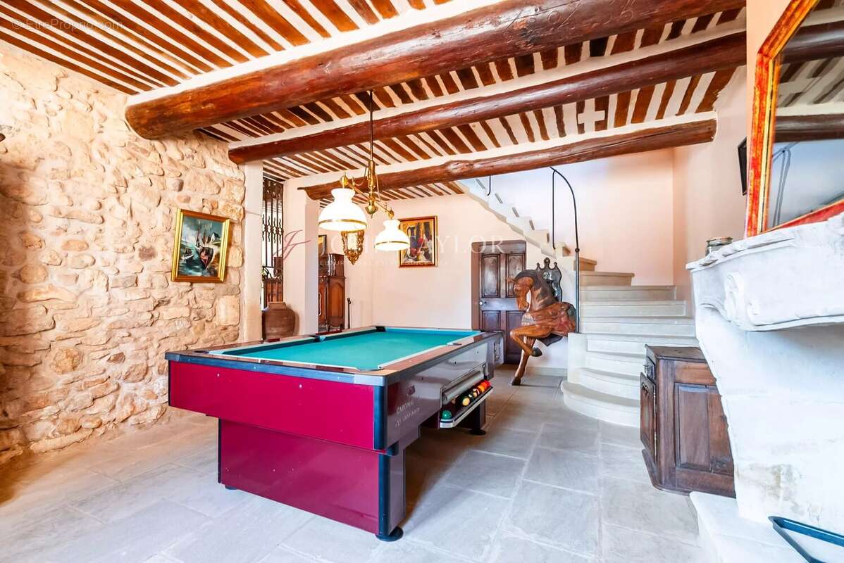 Maison à BONNIEUX