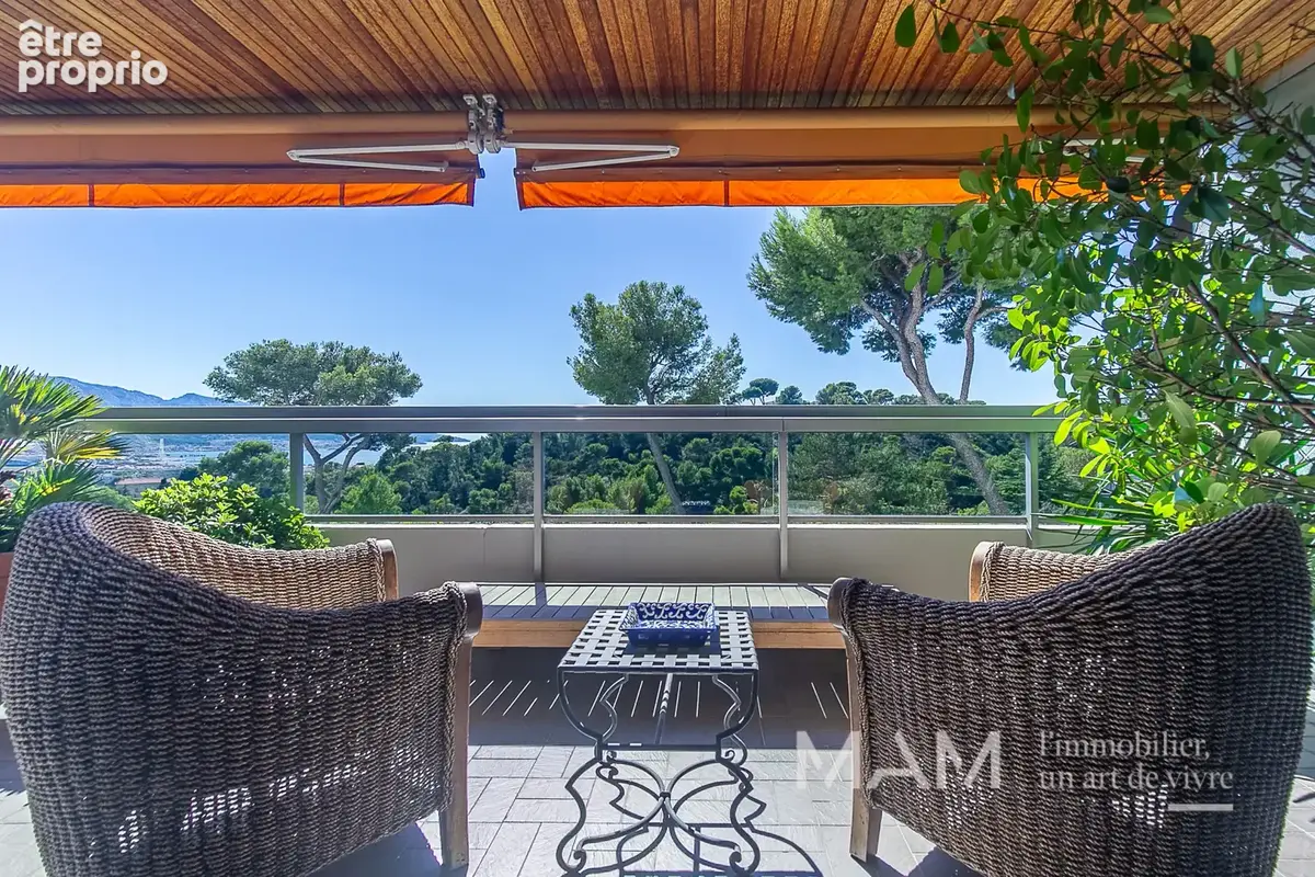 T4/5 de prestige 'carré d'or' 13008 - 2 terrasses - vue mer dans un écrin de nature préservée. - photo 11