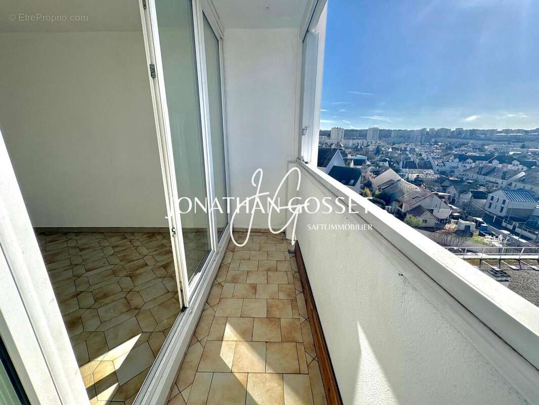 Photo 4 - Appartement à POISSY