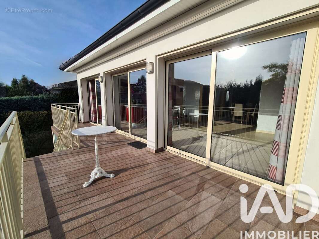 Maison 160 m² à Gagny  - photo 3