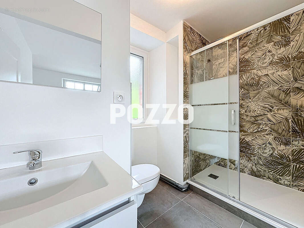 Maison à SAINT-JEAN-LE-THOMAS