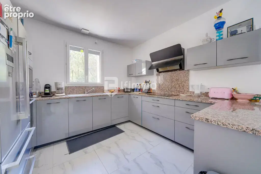 Maison en pierre de 340m² + dépendance 515 000€ FAI - photo 8