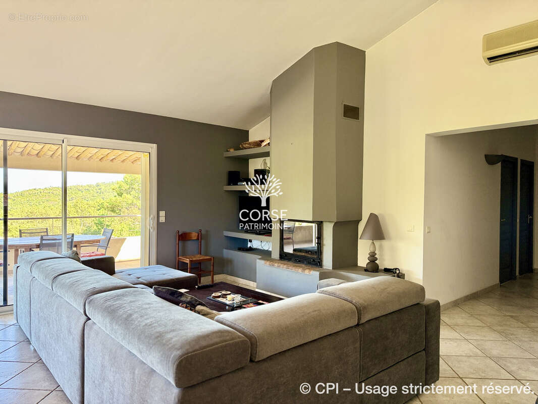 Maison à PORTO-VECCHIO