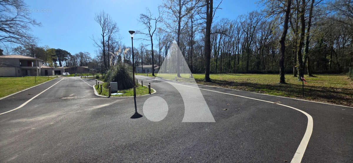 Terrain à LA TREMBLADE