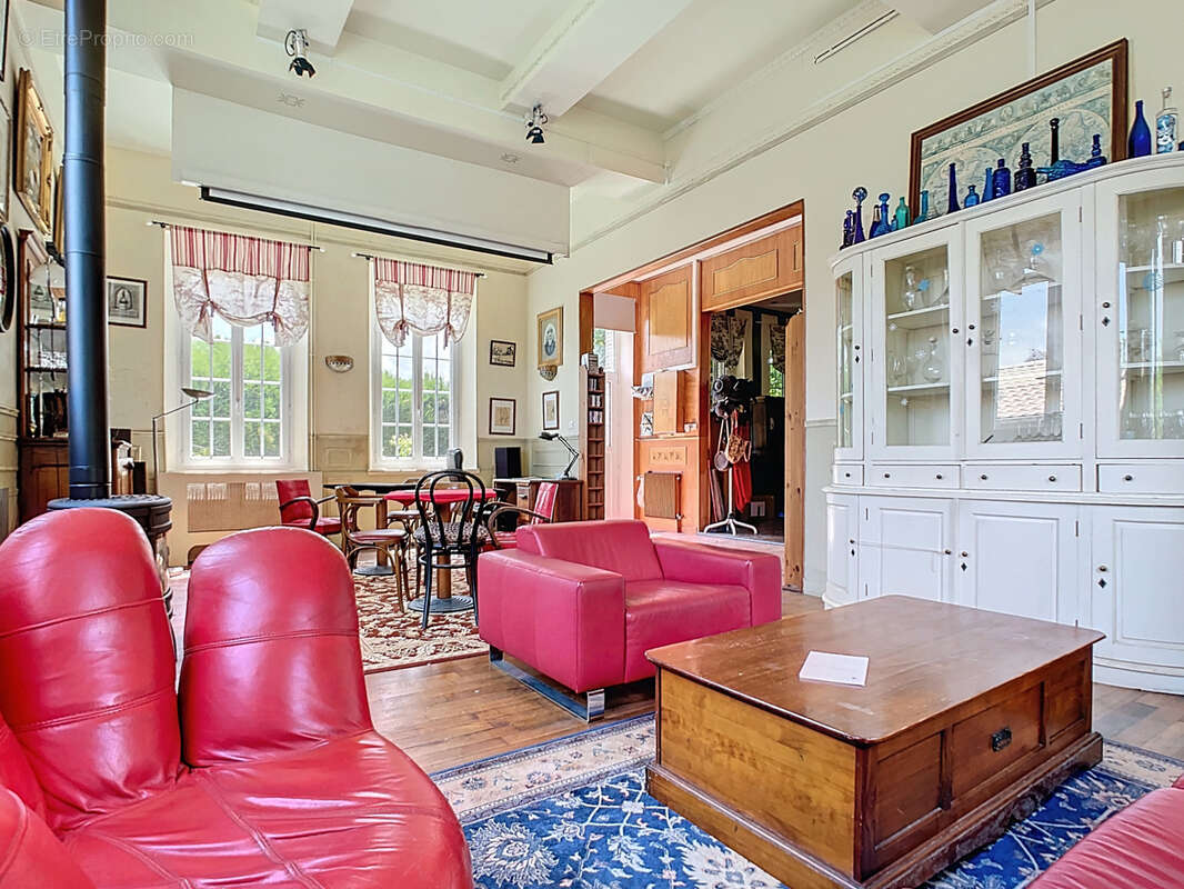 Maison à MONTMIRAIL