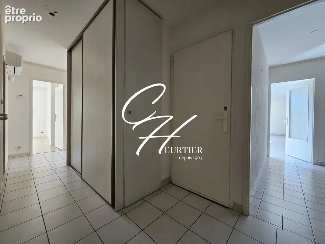 Appartement 111 m² à Voiron  - photo 8