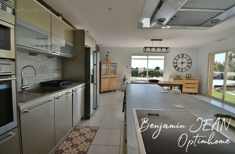 Villa contemporaine d'exception avec piscine chauffée et vue dégagée sur espace naturel - photo 8