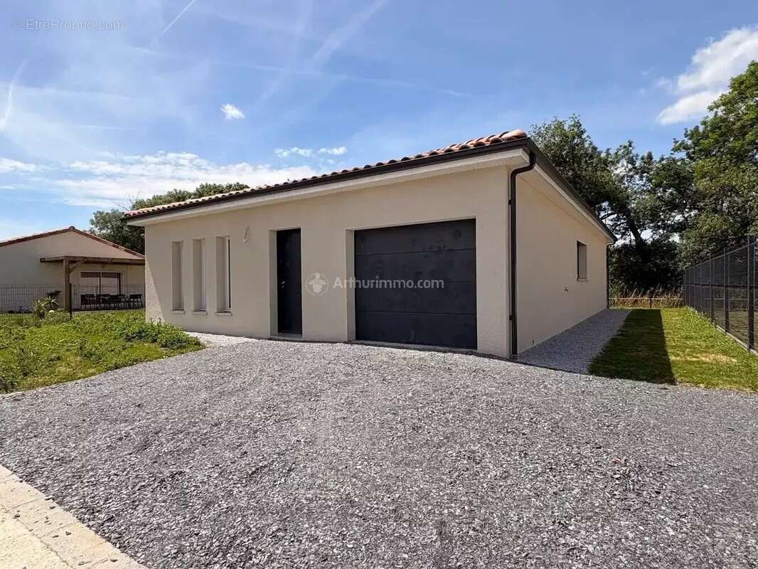 Maison à BRENS