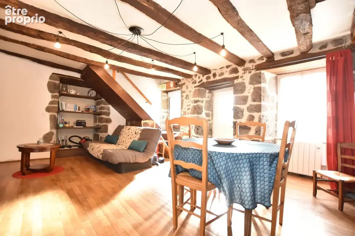 Maison 3 pièces 45 m² à vendre à Saint-Martin-Valmeroux (15140) - photo 5