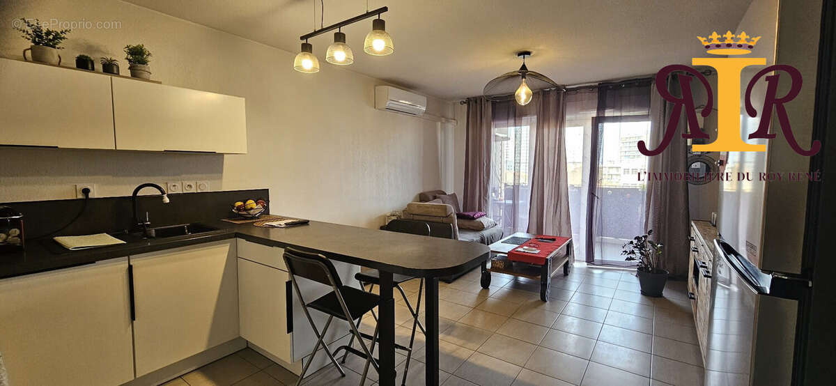 Appartement à MARSEILLE-3E
