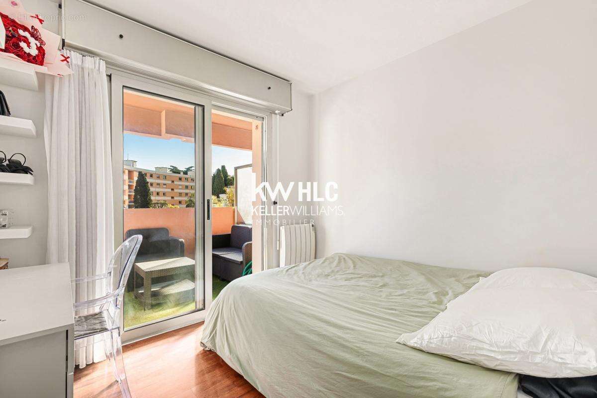 Appartement à ROQUEBRUNE-CAP-MARTIN