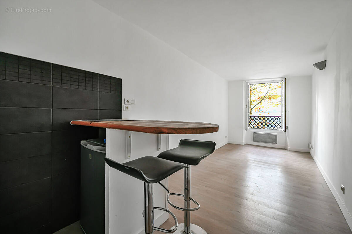 Appartement à PARIS-12E