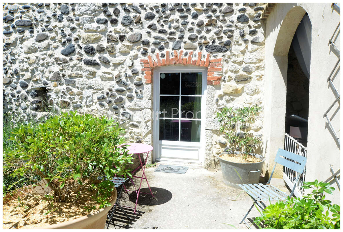 Maison à CHOMERAC