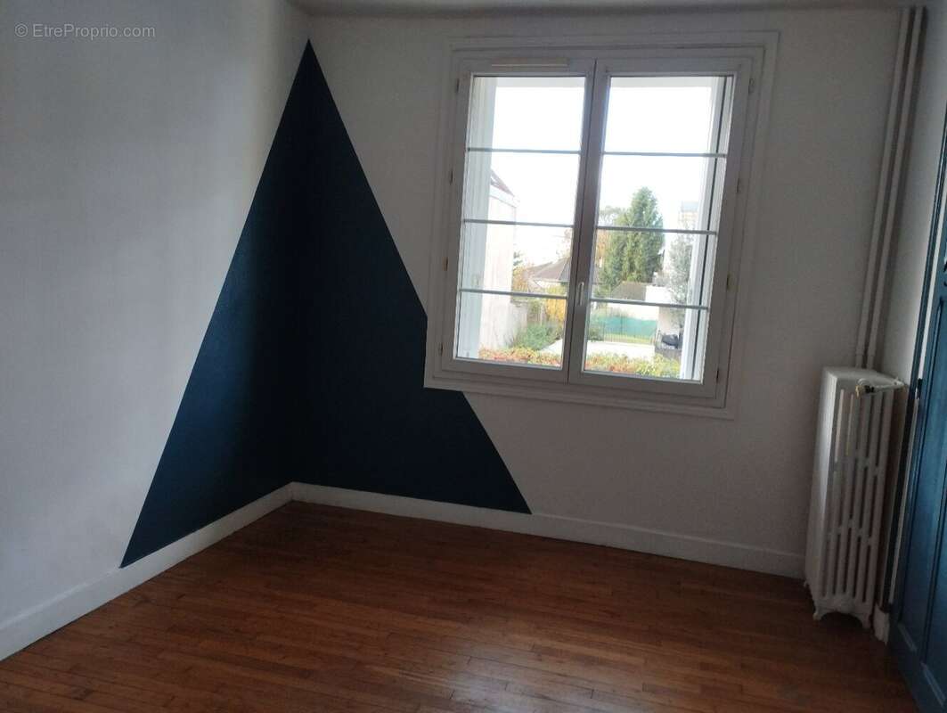 Maison à SAINT-CYR-SUR-LOIRE