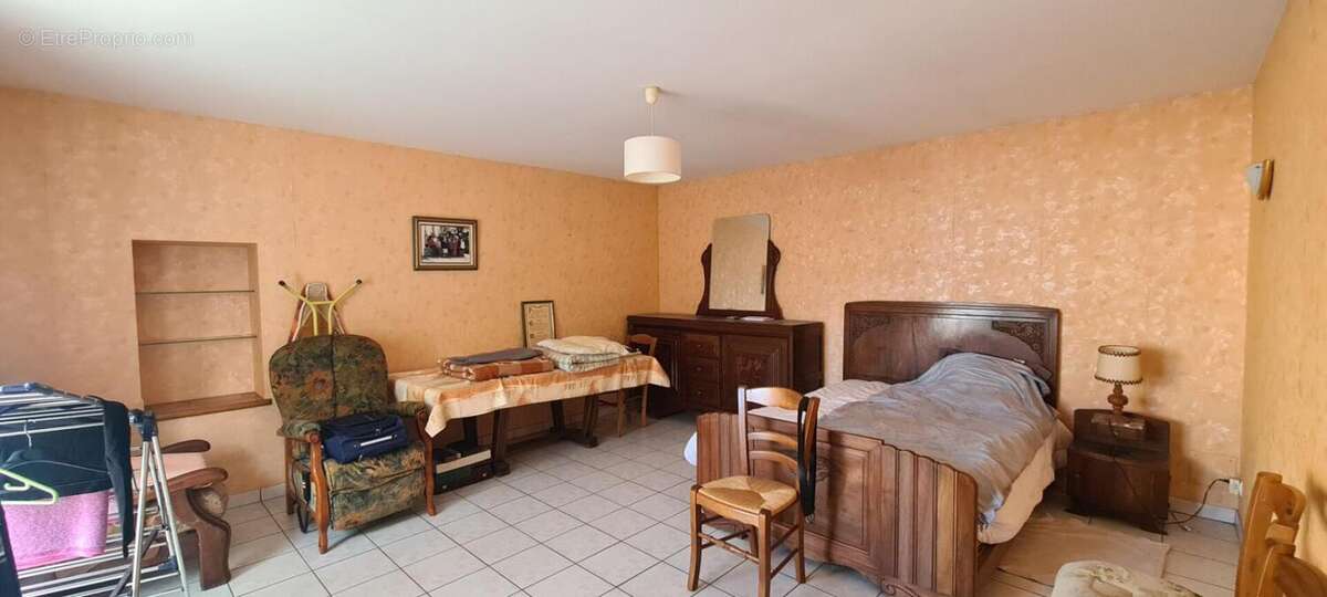 Maison Mouzillon 7 pièces, 4 chambres, garage, dépendances, 132 m2 - photo 5