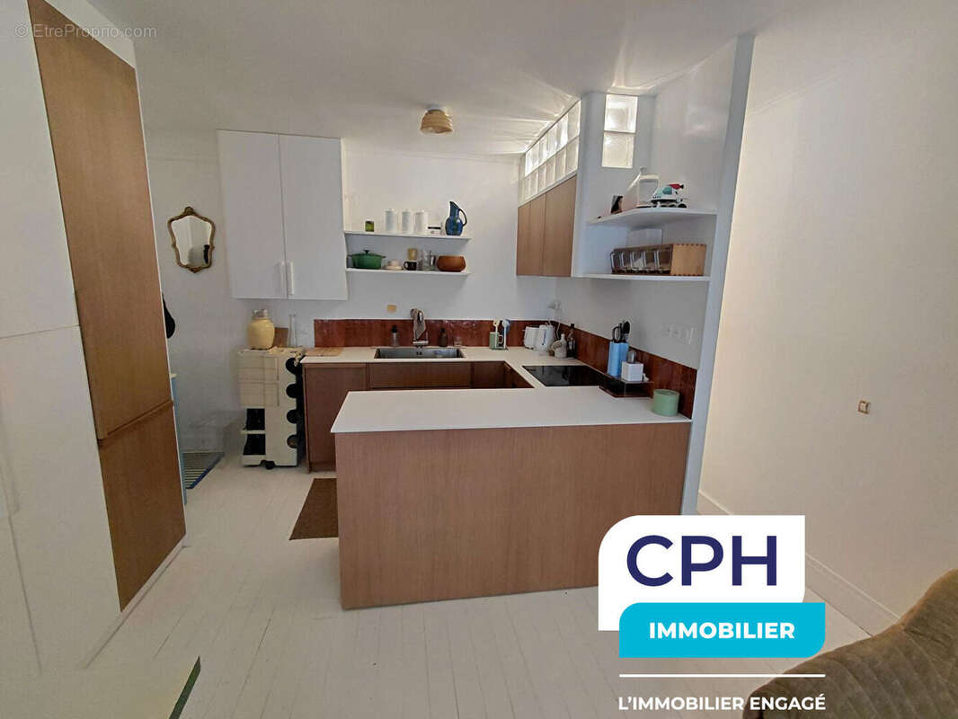 Appartement à PARIS-18E