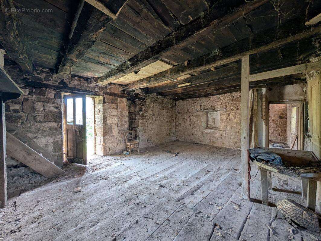 Maison à NAUVIALE