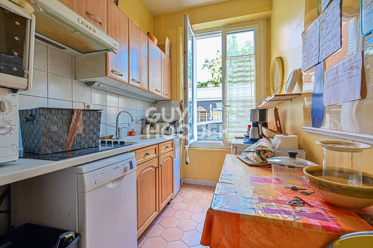 Appartement à PARIS-12E