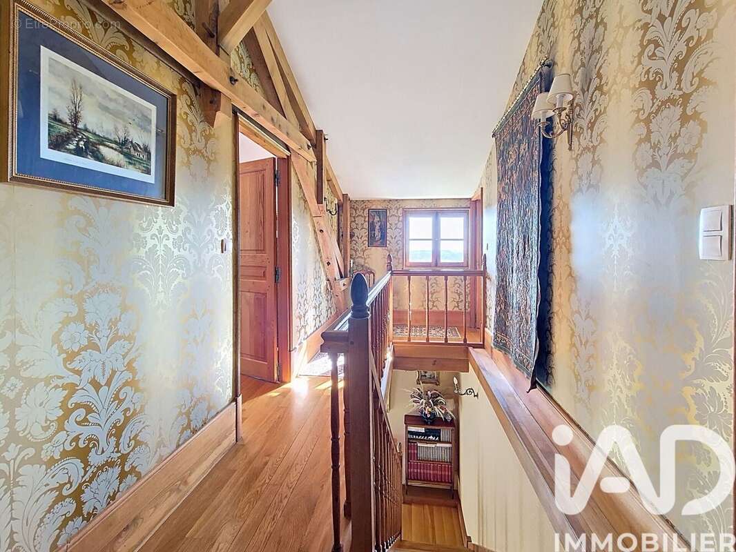 Maison 162 m² à Franchesse  - photo 9