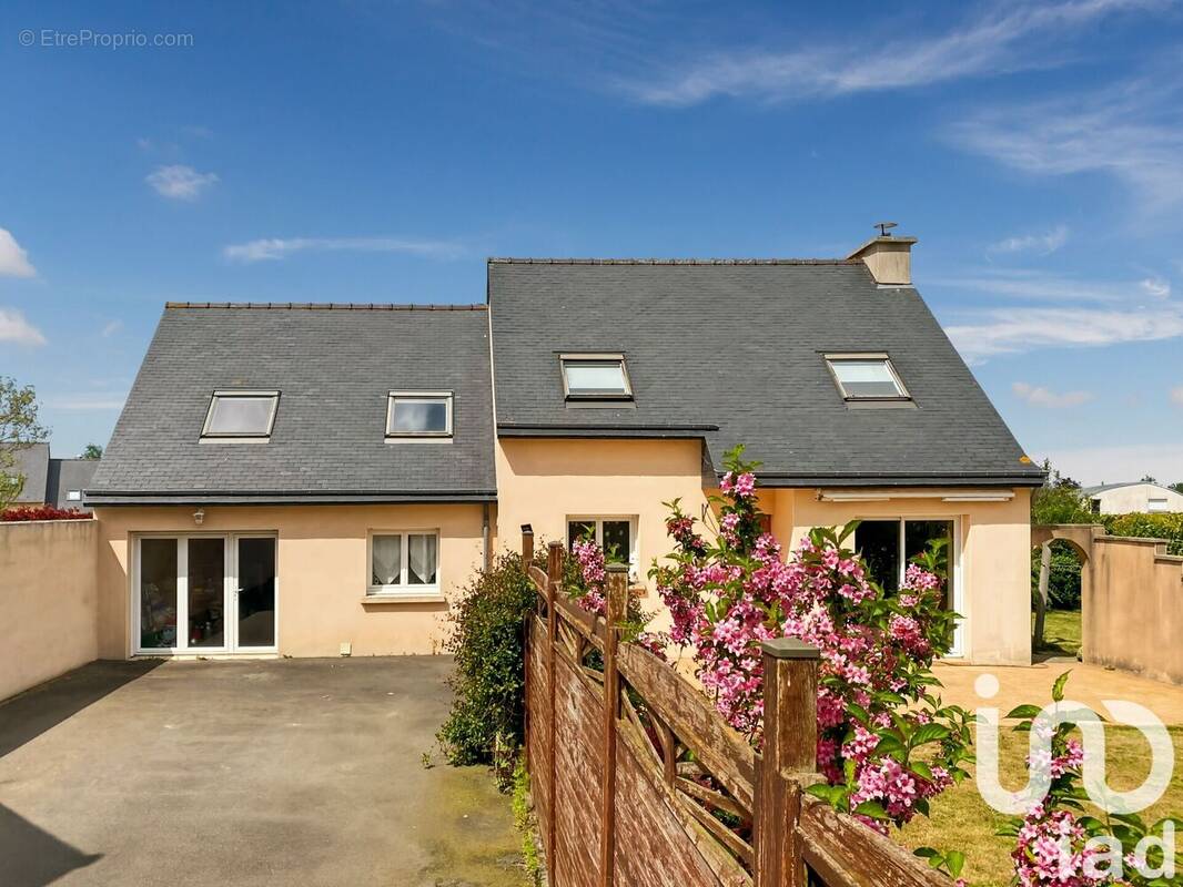 Photo 1 - Maison à LAMBALLE