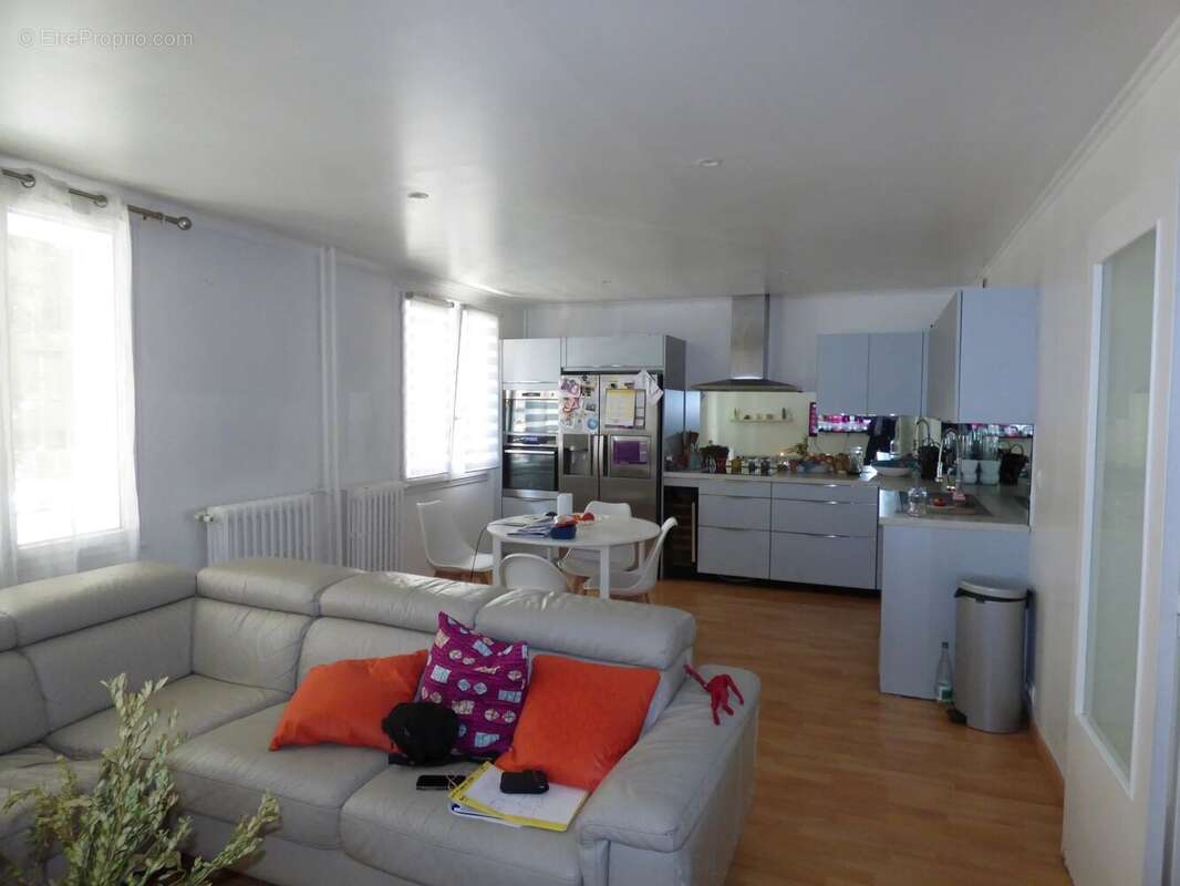 Appartement à NOGENT-SUR-MARNE