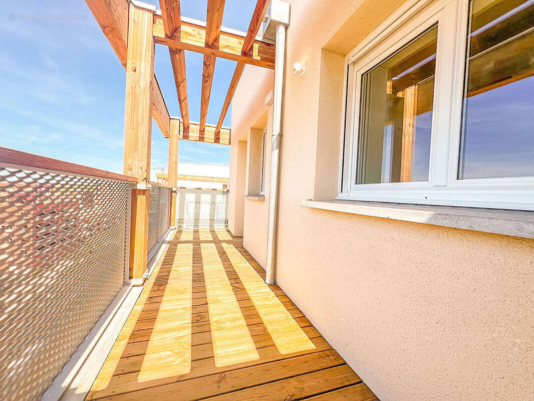 Dernier etage - photo 16
