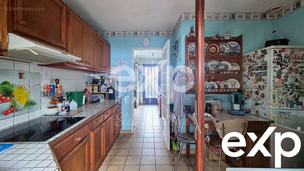 Maison à AMBARES-ET-LAGRAVE