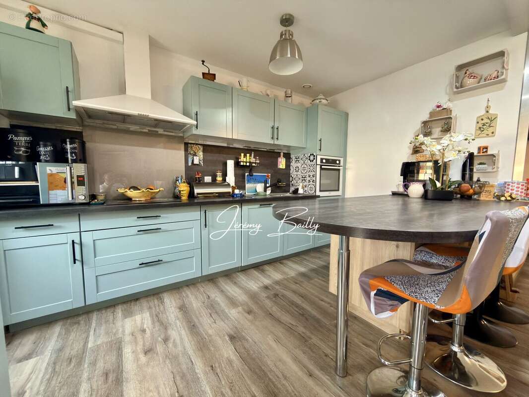 Maison à SAINT-ESTEVE