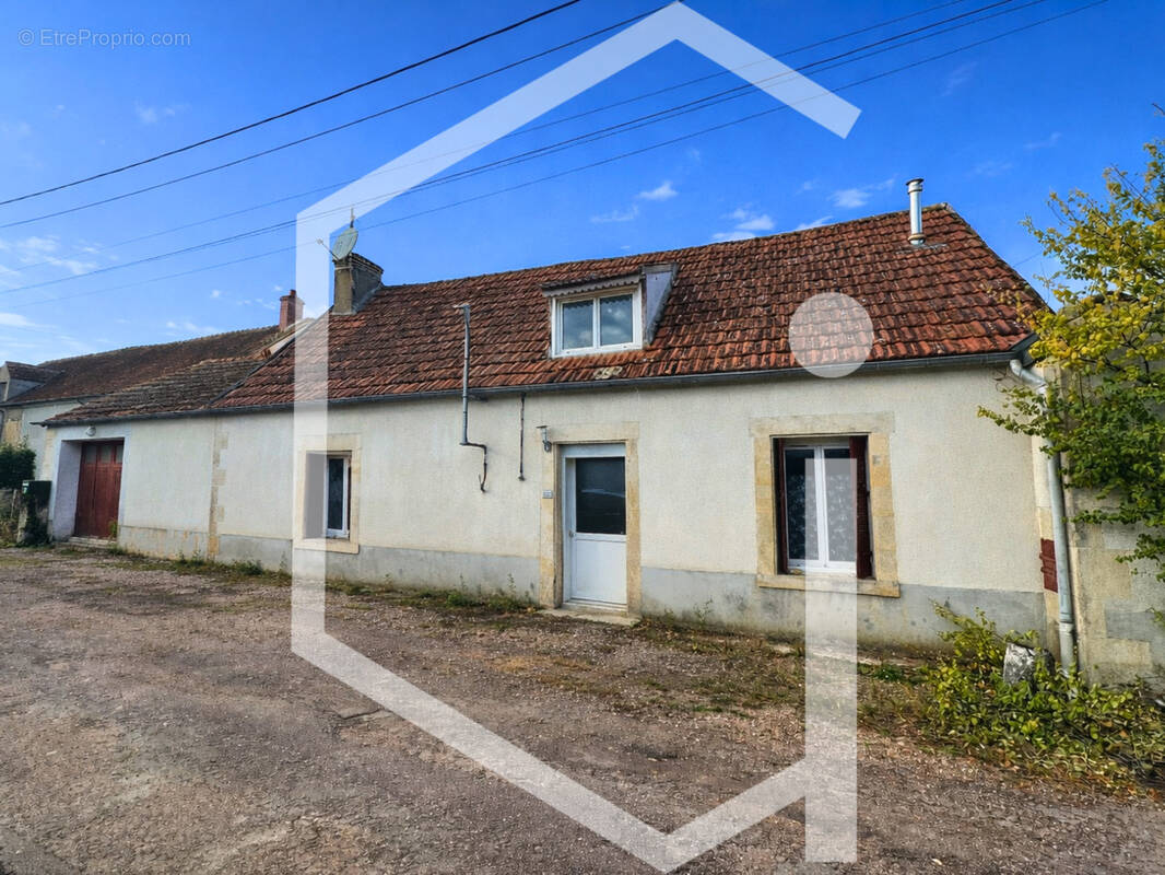 Maison à LA CHARITE-SUR-LOIRE